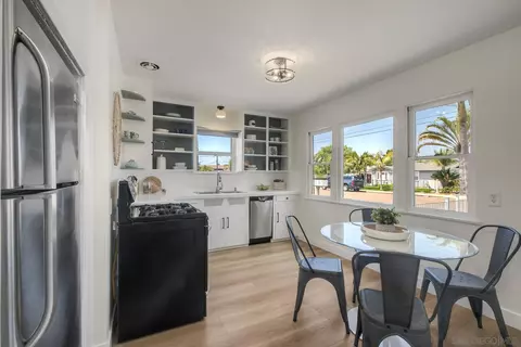 Kitchen - 1027 Knowles Ave, Carlsbad, CA 92008 photo 1 of 5