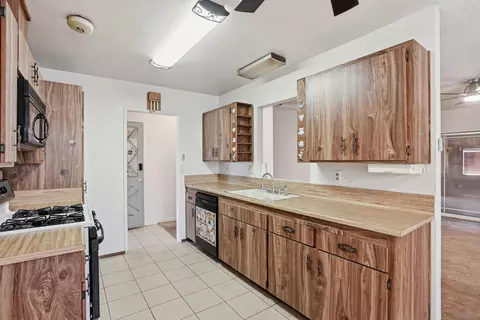 Kitchen - 1483 E Madison Ave, El Cajon, CA 92019 photo 2 of 2