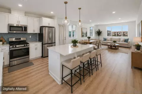 5310 Seacliff Pl #13, San Diego, CA 92154