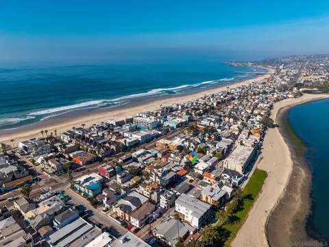 830-832 Pismo Ct, San Diego, CA 92109