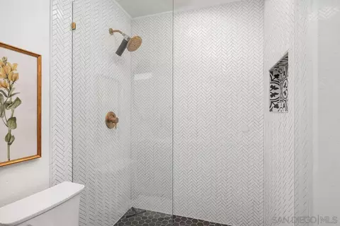 Bath - 4168 Terry St, Oceanside, CA 92056 photo 2 of 3