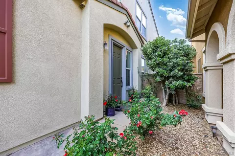 Exterior - 10062 Day Creek Trl, Santee, CA 92071 photo 4 of 12