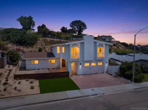3855 Southview, San Diego, CA 92117