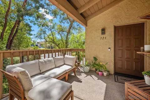 11896 Paseo Lucido #121, San Diego, CA 92128
