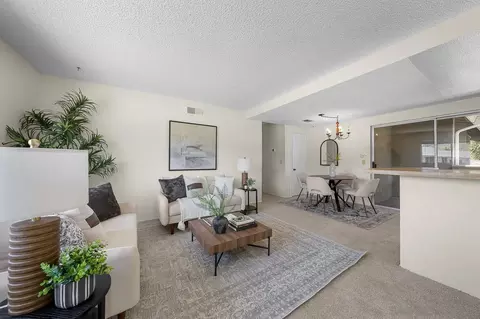 995 Amistad Pl #D, El Cajon, CA 92019