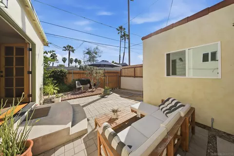 Exterior - 4756 E Mountain View Dr, San Diego, CA 92116 photo 5 of 8