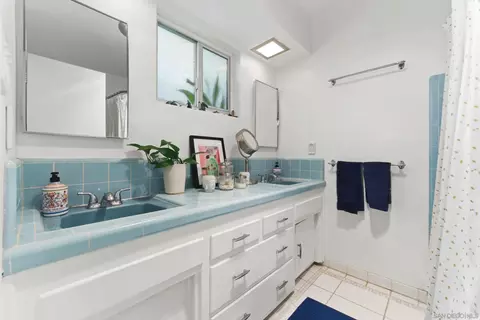Bath - 5920 La Jolla, La Jolla, CA 92037 photo 1 of 1