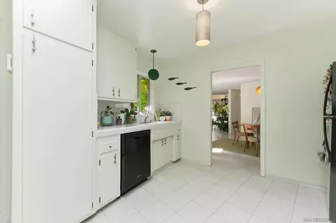Kitchen - 5920 La Jolla, La Jolla, CA 92037 photo 2 of 2