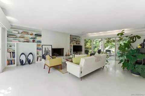 Living - 5920 La Jolla, La Jolla, CA 92037 photo 1 of 5