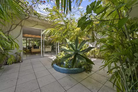 Exterior - 5920 La Jolla, La Jolla, CA 92037 photo 4 of 20