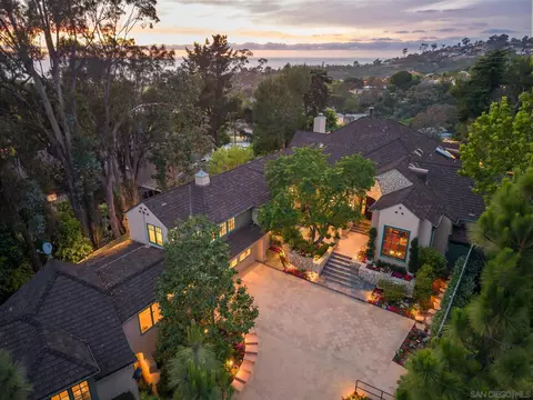 6388 La Jolla Scenic Dr, La Jolla, CA 92037