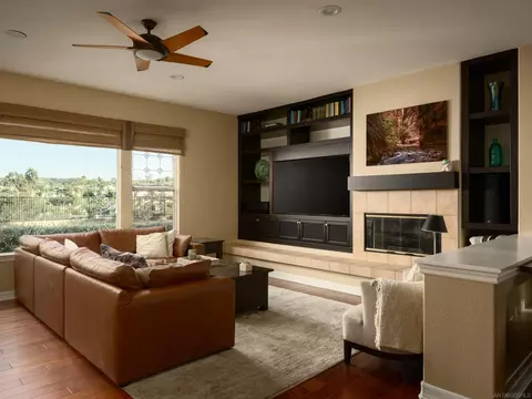 Living - 11640 Treadwell Dr, Poway, CA 92064 photo 3 of 4