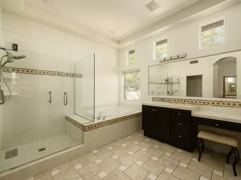 Bath - 11640 Treadwell Dr, Poway, CA 92064 photo 1 of 6