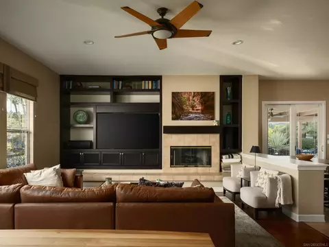 Living - 11640 Treadwell Dr, Poway, CA 92064 photo 4 of 4