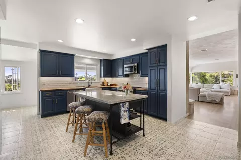 Kitchen - 10409 Grandview Dr, La Mesa, CA 91941 photo 3 of 6