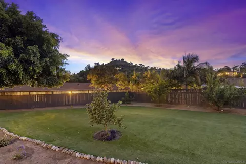 Exterior - 10409 Grandview Dr, La Mesa, CA 91941 photo 19 of 28