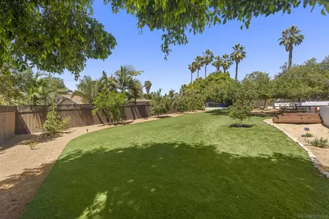 Exterior - 10409 Grandview Dr, La Mesa, CA 91941 photo 25 of 28