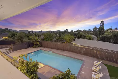 Exterior - 10409 Grandview Dr, La Mesa, CA 91941 photo 11 of 28