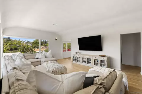 Living - 10409 Grandview Dr, La Mesa, CA 91941 photo 5 of 12