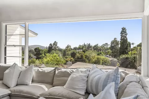 Living - 10409 Grandview Dr, La Mesa, CA 91941 photo 2 of 12