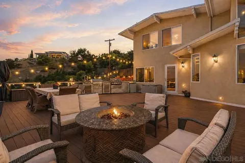 Exterior - 1931 Vereda Ct, El Cajon, CA 92019 photo 1 of 7