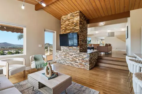 Living - 1931 Vereda Ct, El Cajon, CA 92019 photo 5 of 5