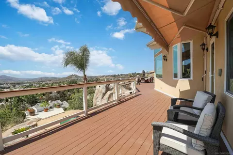 Exterior - 1931 Vereda Ct, El Cajon, CA 92019 photo 3 of 7