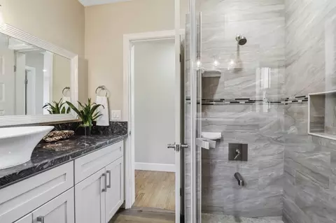 Bath - 1931 Vereda Ct, El Cajon, CA 92019 photo 2 of 4