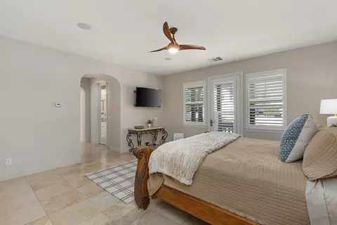 Bedroom - 6230 Topiary St, Carlsbad, CA 92009 photo 5 of 9