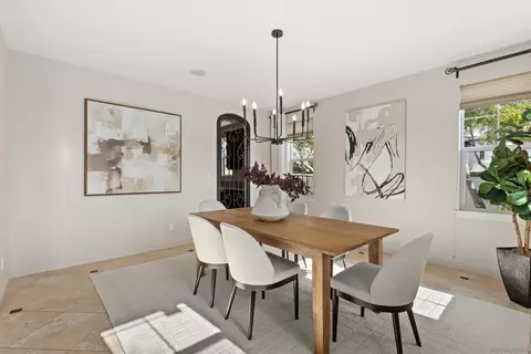 Dining - 6230 Topiary St, Carlsbad, CA 92009 photo 2 of 2