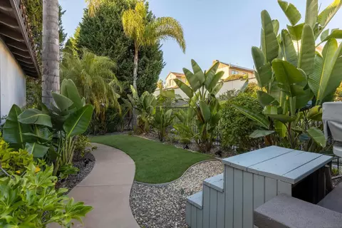 Exterior - 6230 Topiary St, Carlsbad, CA 92009 photo 11 of 17
