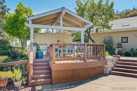 Exterior - 4814 Mount Helix Dr, La Mesa, CA 91941 photo 7 of 8