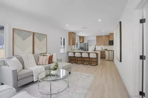 3296 Talbot, San Diego, CA 92106