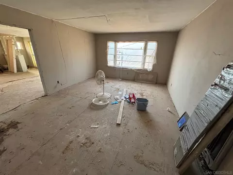 Living - 14 Kincaid, Calexico, CA 92231 photo 1 of 3