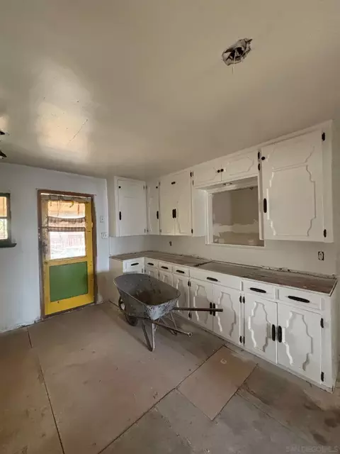 Kitchen - 14 Kincaid, Calexico, CA 92231 photo 1 of 1