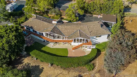 View/Area - 2553 Haas St, Escondido, CA 92025 photo 11 of 11