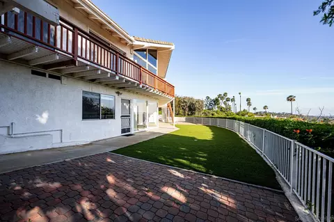 Exterior - 2553 Haas St, Escondido, CA 92025 photo 7 of 10