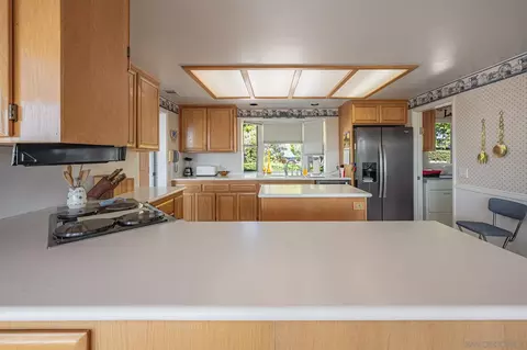 Kitchen - 2553 Haas St, Escondido, CA 92025 photo 8 of 8
