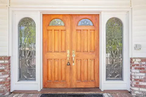 Entry Way - 2553 Haas St, Escondido, CA 92025 photo 1 of 2