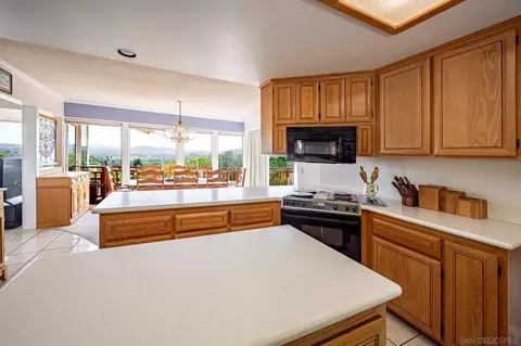 Kitchen - 2553 Haas St, Escondido, CA 92025 photo 5 of 8