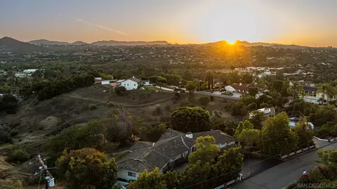 View/Area - 2553 Haas St, Escondido, CA 92025 photo 8 of 11