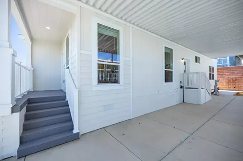 Exterior - 103 Havenview Ln, Oceanside, CA 92056 photo 3 of 6
