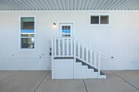 Exterior - 103 Havenview Ln, Oceanside, CA 92056 photo 4 of 6