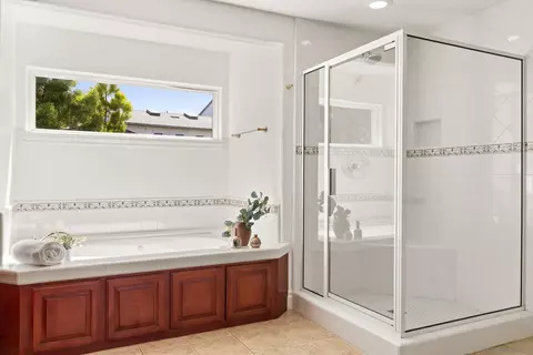 Bath - 3311 James, Carlsbad, CA 92008 photo 8 of 10