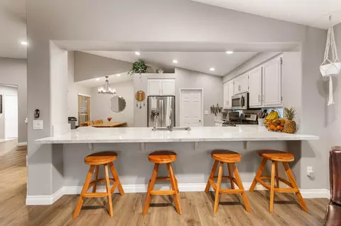 Kitchen - 1962 Larkspur Dr, Alpine, CA 91901 photo 6 of 7