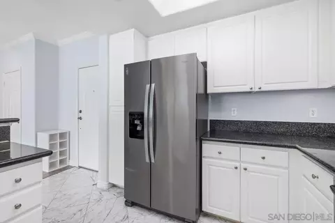 Kitchen - 9263 Regents #B308, La Jolla, CA 92037 photo 3 of 6