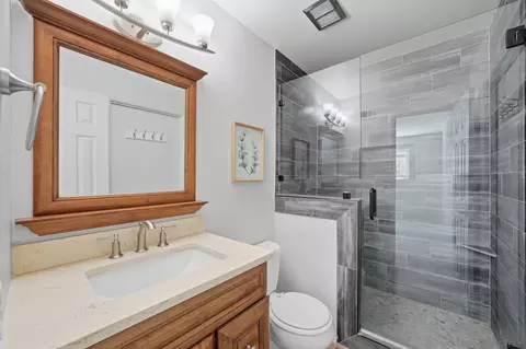 Bath - 9936 Beck Dr, Santee, CA 92071 photo 1 of 2