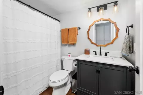 Bath - 12895 Meseta Ln, Lakeside, CA 92040 photo 1 of 3