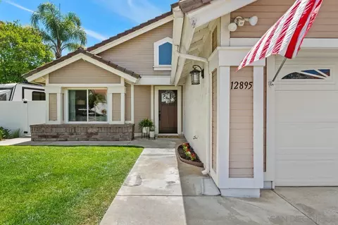 Exterior - 12895 Meseta Ln, Lakeside, CA 92040 photo 4 of 7