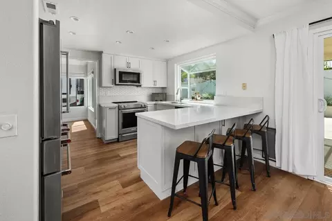 Kitchen - 12895 Meseta Ln, Lakeside, CA 92040 photo 3 of 4